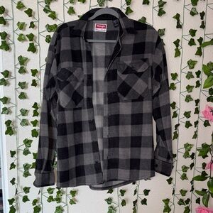 Wrangler Black and Gray Checkered Shirt